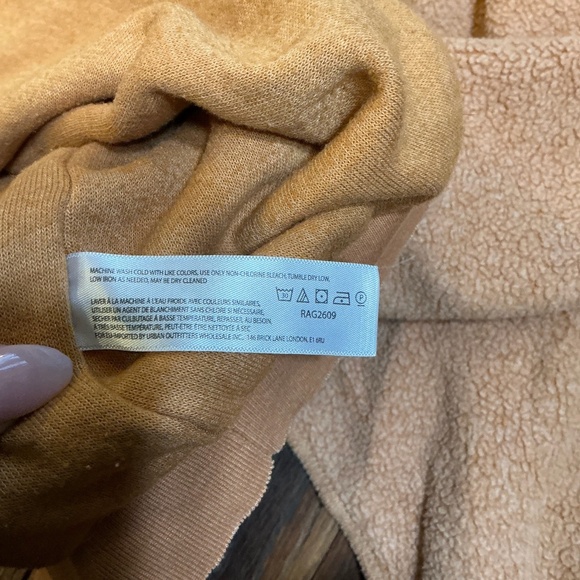 Free People Intimately Fleece Pullover Sweatshirt Split Trim Crew neck size M - Picture 5 of 7